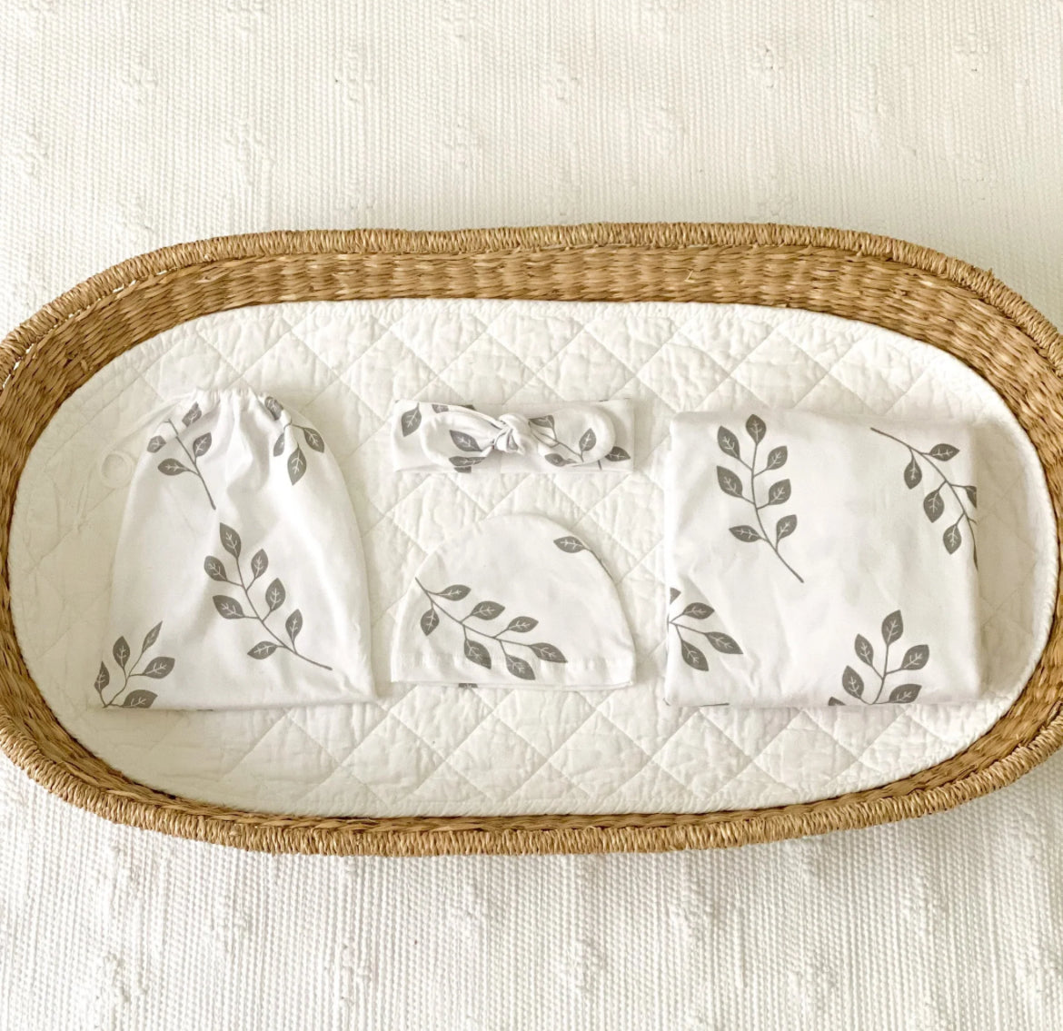 Swaddle Set | Organic Leaf