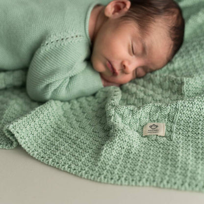 Newborn Set |  links soft green